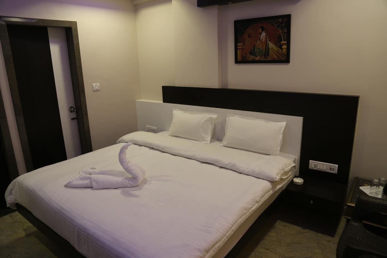 Hotel Marwar Excellency Mahāmandir Exterior foto